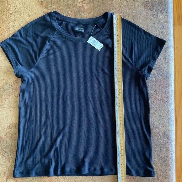 Aerie Offline Black Ribbed Short Sleeve Tee - Picture 6 of 8